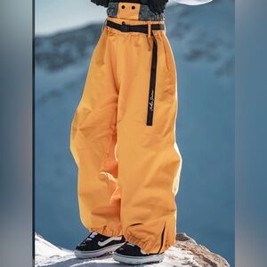 Women's John Snow CityGlide All-Weather Baggy Cargo Snowboard / Ski Pants